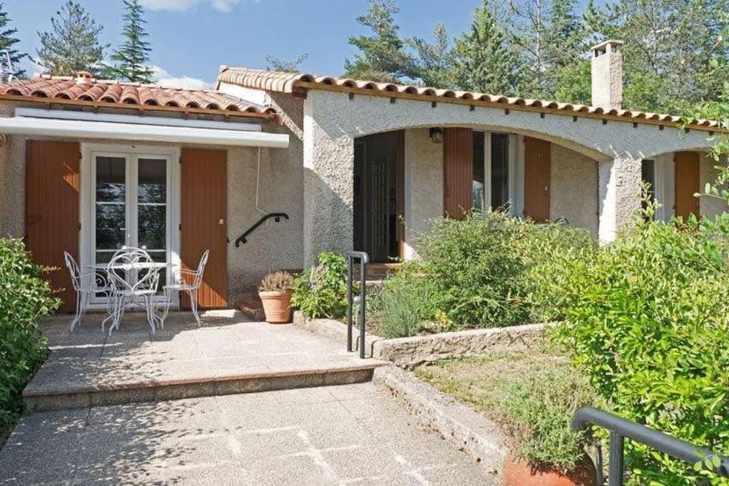 Villa La Lurette, Appartement Et Studio Saint-Etienne-les-Orgues Exterior photo